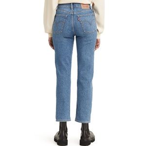 Levi’s Premium High Rise Button Fly Distressed Knees Tapered Leg Jeans NWT 30